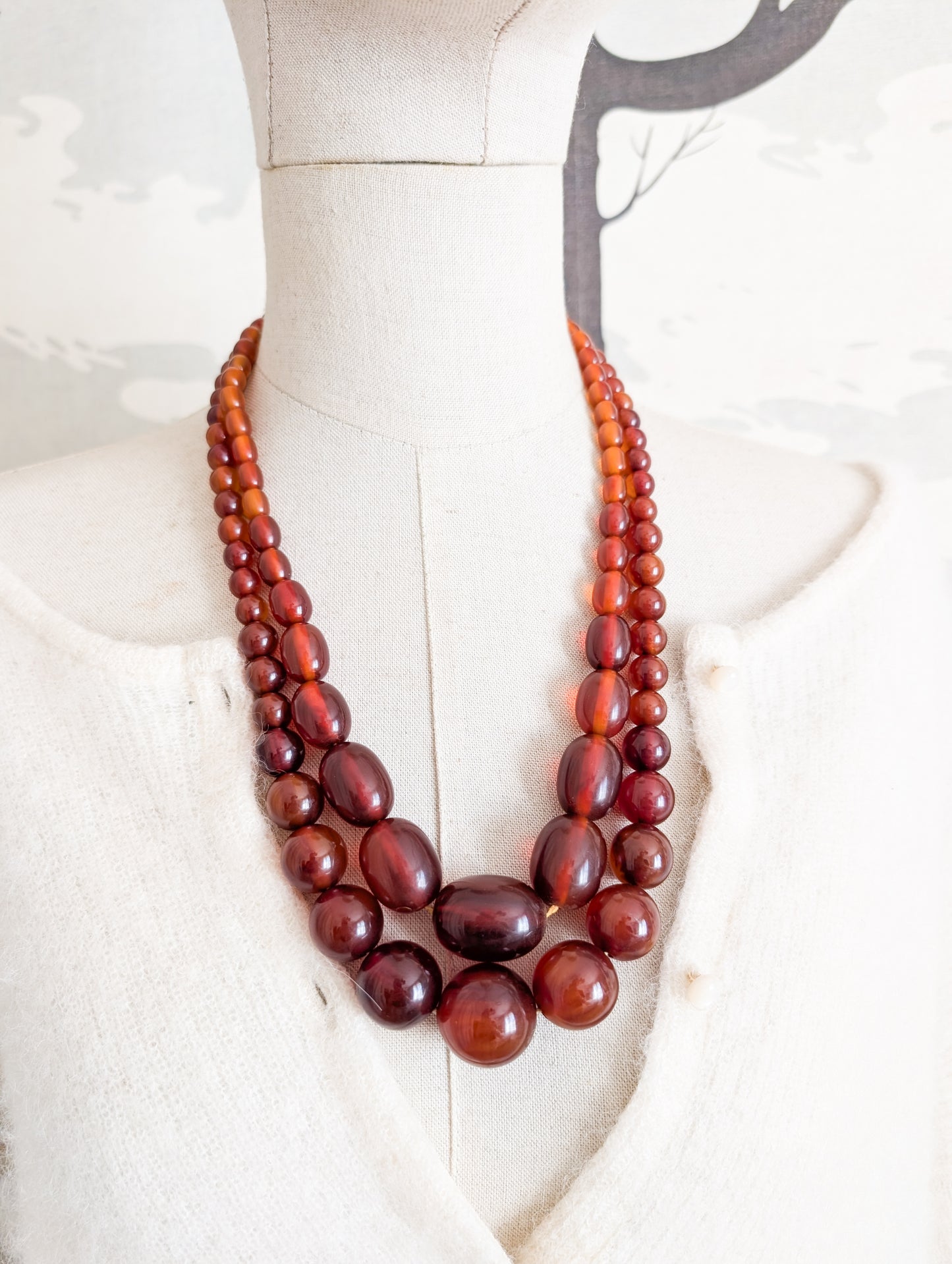 Long collier en Bakélite 1930 perles ovales