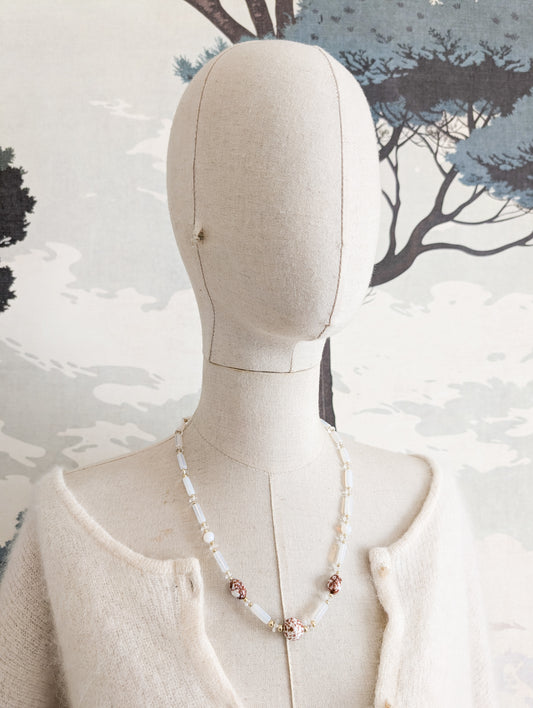 Collier en verre de Catalogue