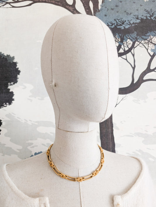 Collier Orena