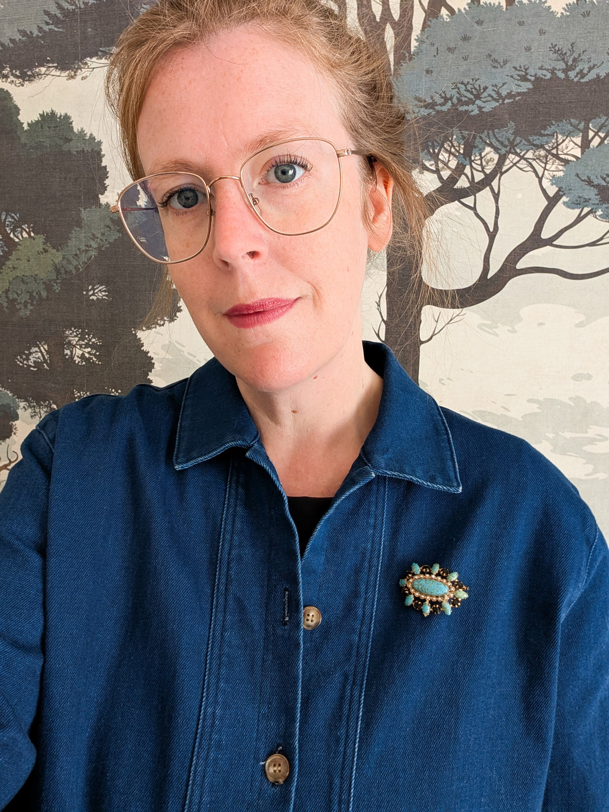 Broche en pâte de verre