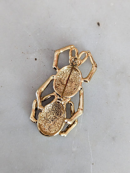 Broche scarabée