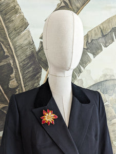 Broche fleur rouge