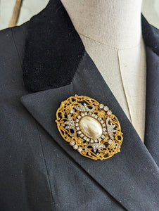 Broche baroque