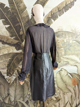 Charger l&#39;image dans la galerie, Jupe en cuir taille 40/42