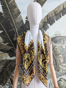 Foulard en soie léopard