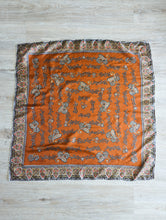 Charger l&#39;image dans la galerie, Foulard en soie
