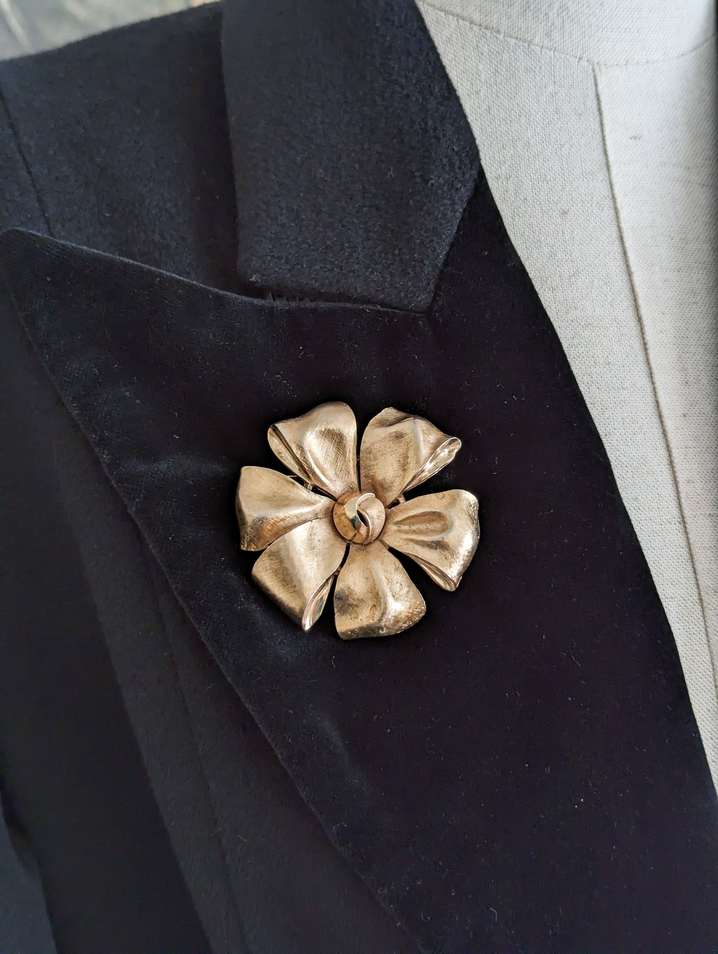Broche fleur Trifari