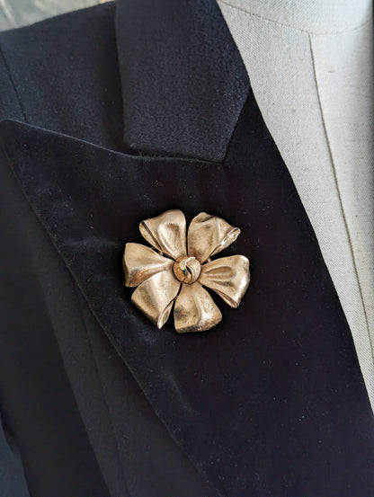 Broche fleur Trifari