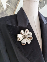 Charger l&#39;image dans la galerie, Broche fleur 50&#39;s