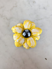 Charger l&#39;image dans la galerie, Broche fleur 50&#39;s