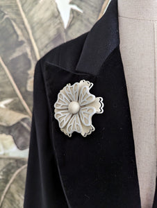 Broche fleur 50's