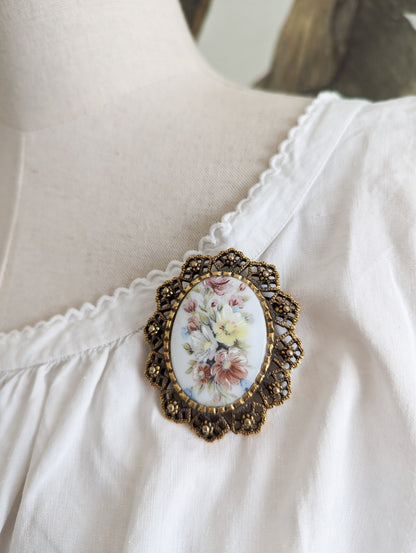 Pendentif/broche porcelaine