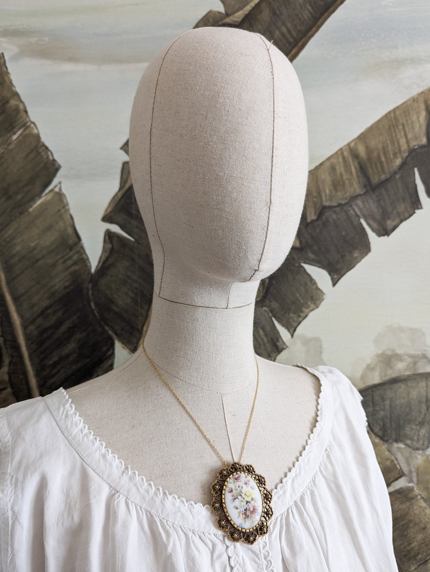 Pendentif/broche porcelaine