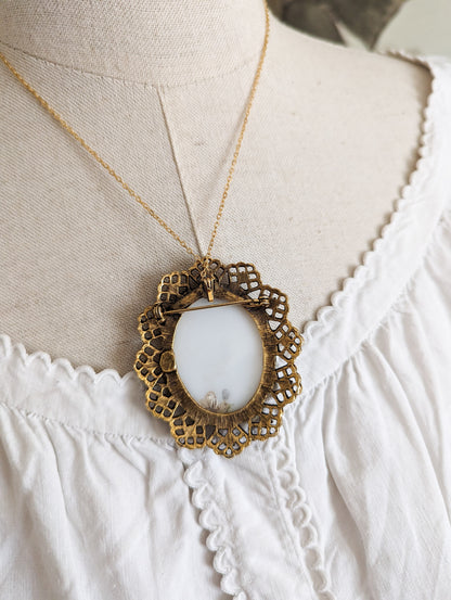 Pendentif/broche porcelaine