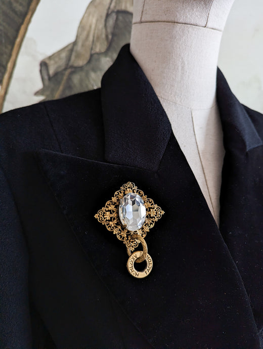 Broche baroque