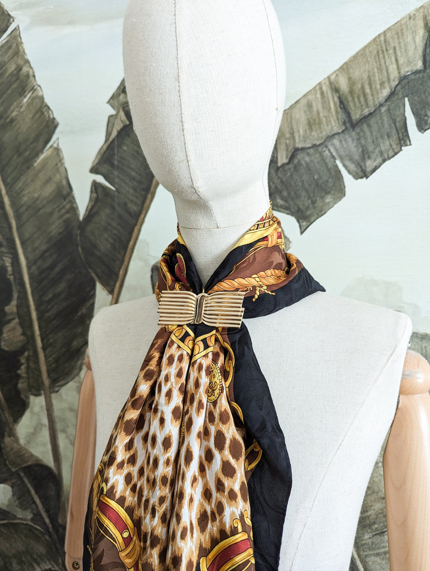 Pince à foulard noeud