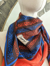 Charger l&#39;image dans la galerie, Foulard Yves Saint Laurent