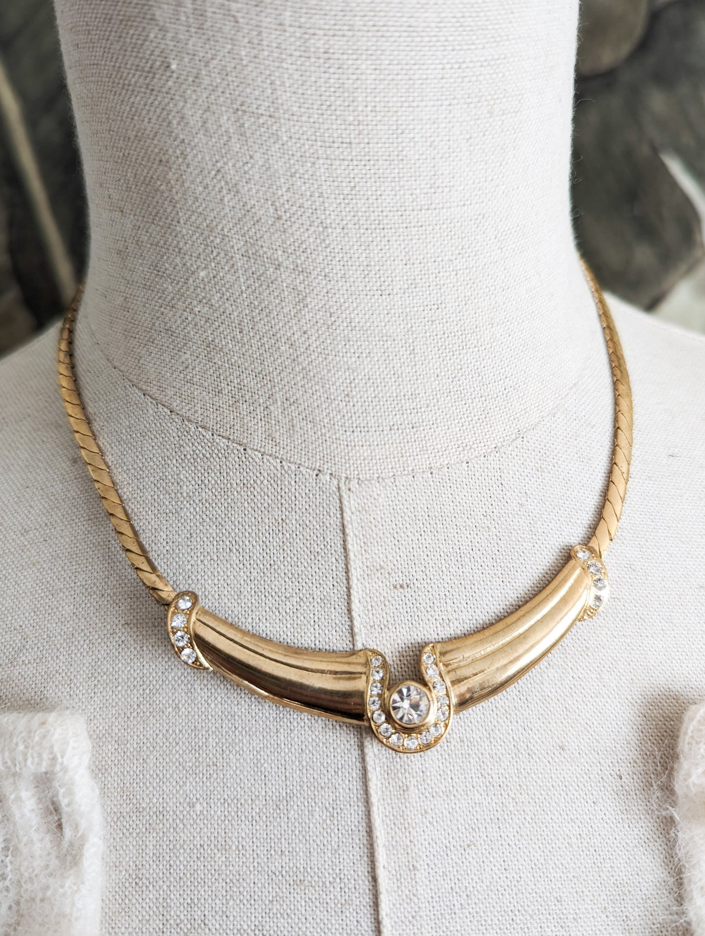 Collier doré