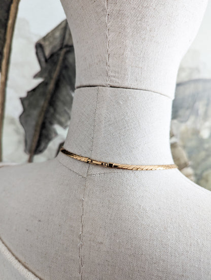 Collier doré