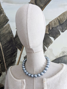 Collier perles bleues