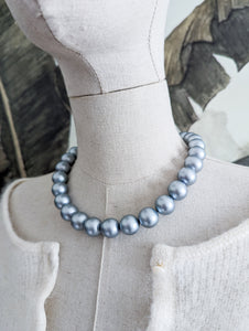 Collier perles bleues