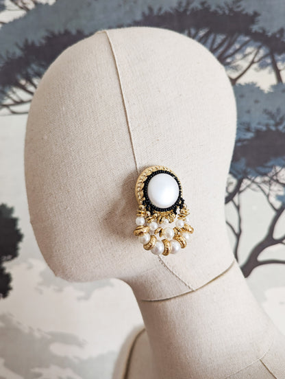 Boucles baroques blanches