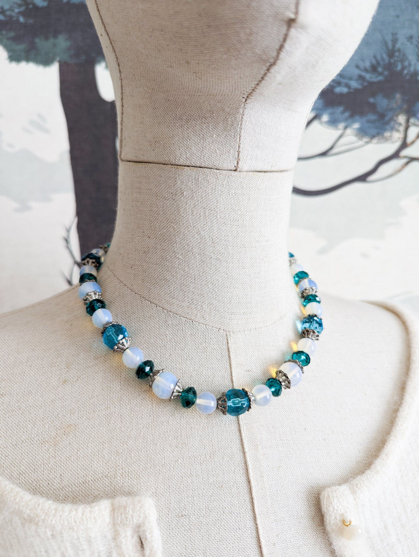 Collier verre perles de lune