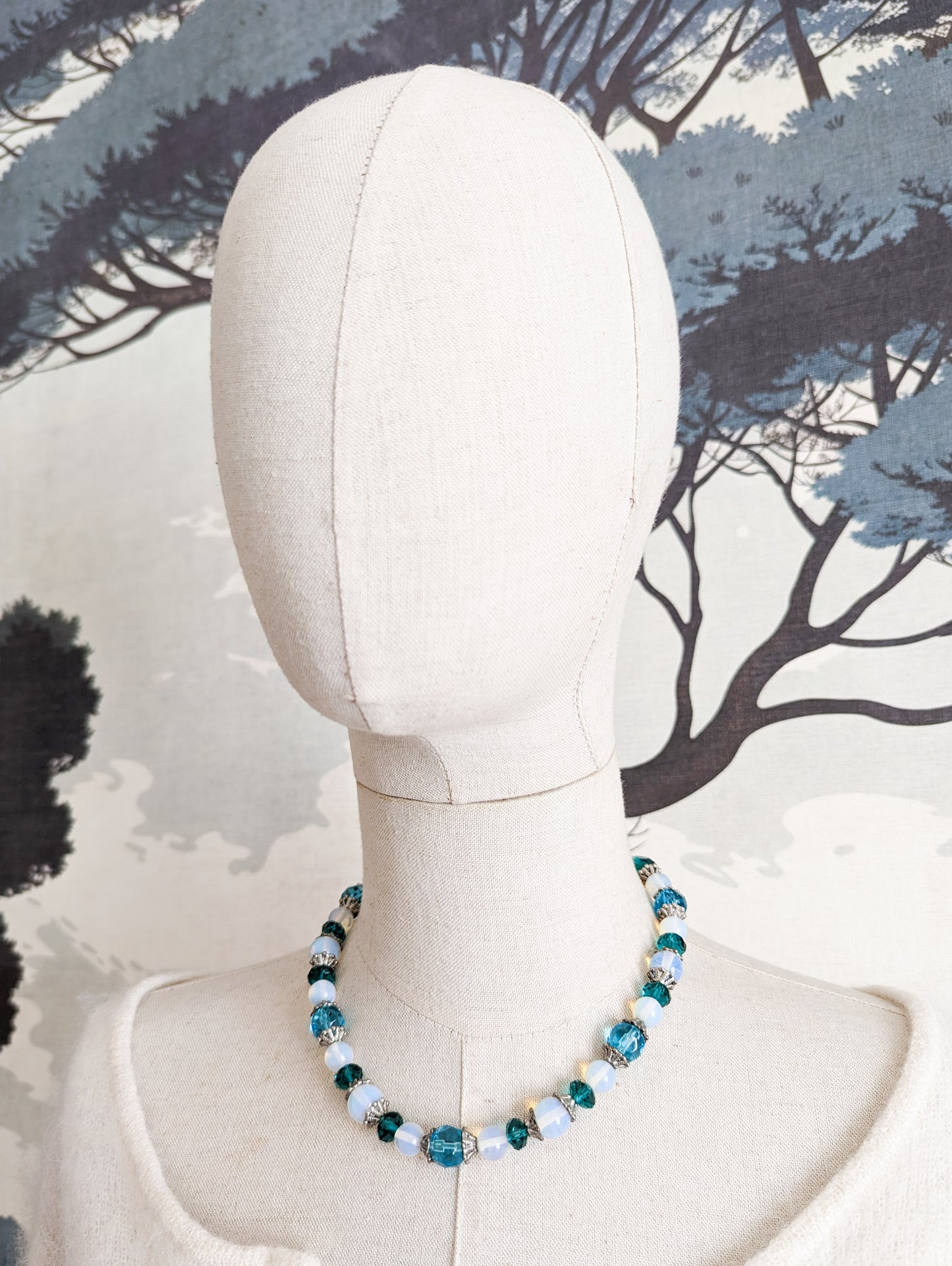 Collier verre perles de lune