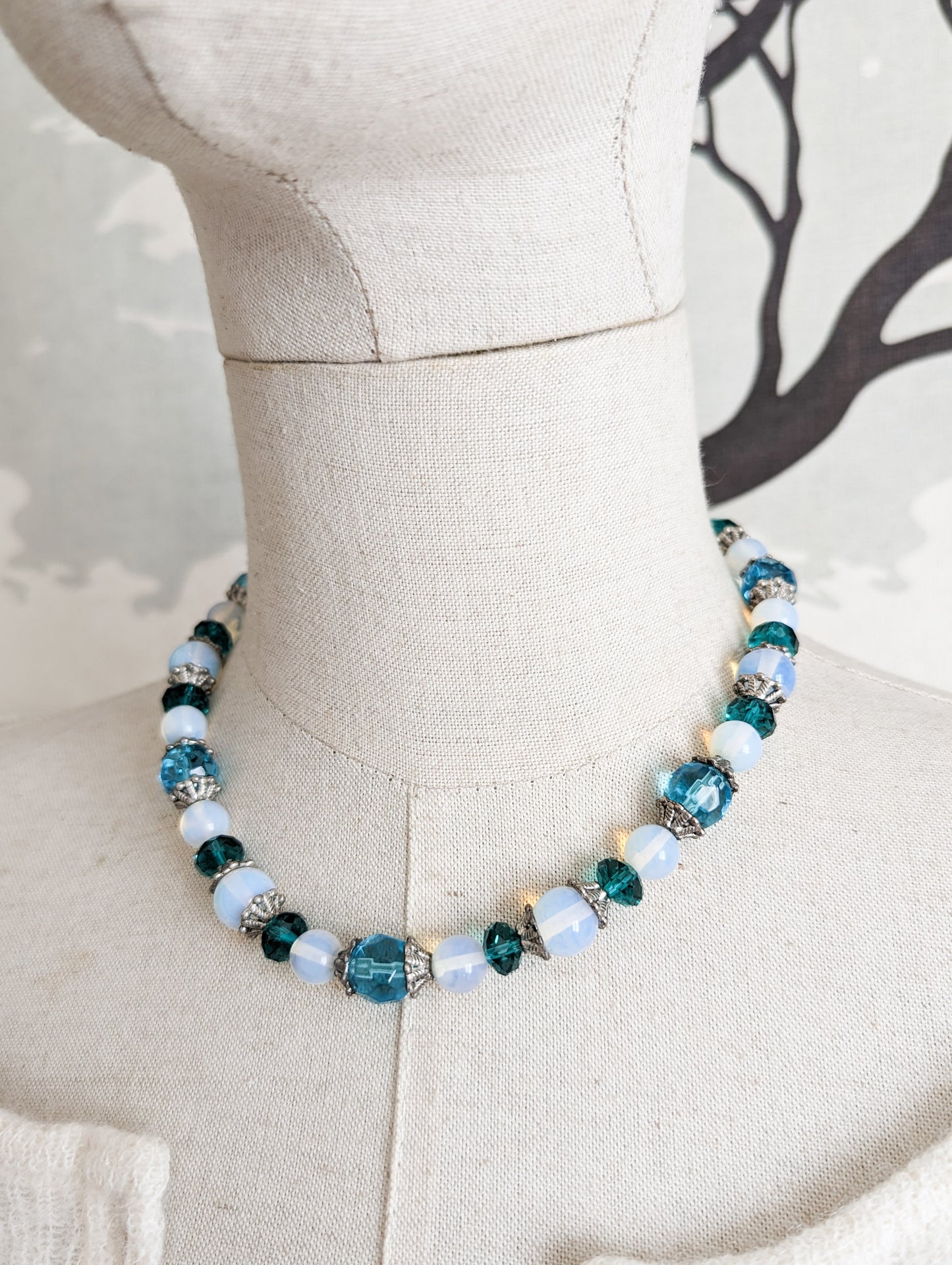 Collier verre perles de lune