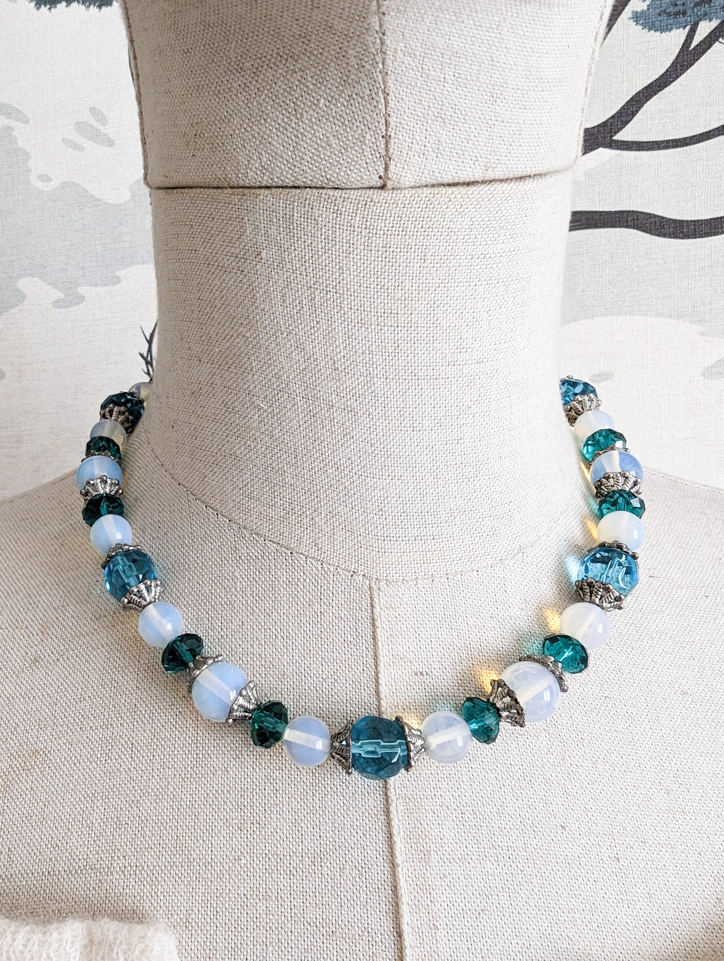 Collier verre perles de lune