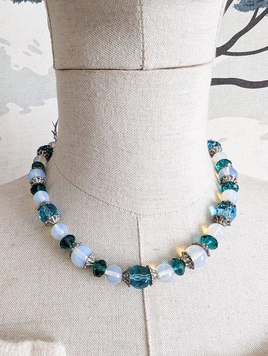 Collier verre perles de lune