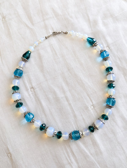 Collier verre perles de lune