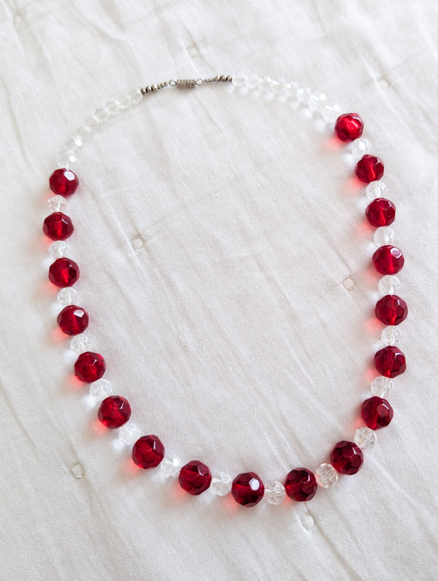 Collier verre rouge