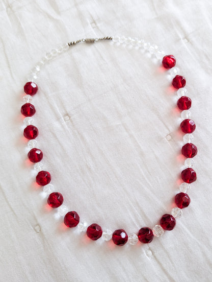 Collier verre rouge