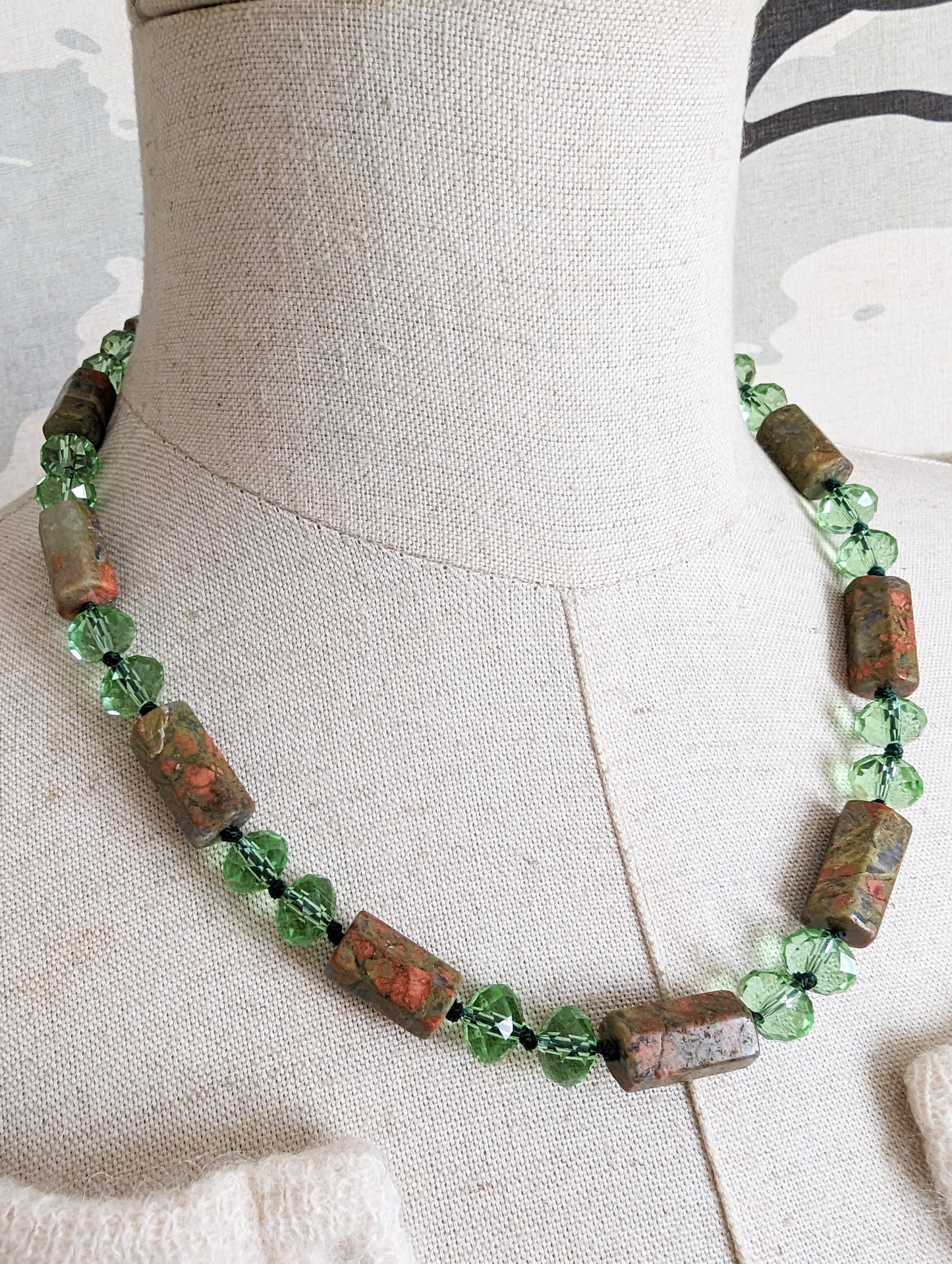 Collier Unakite et verre