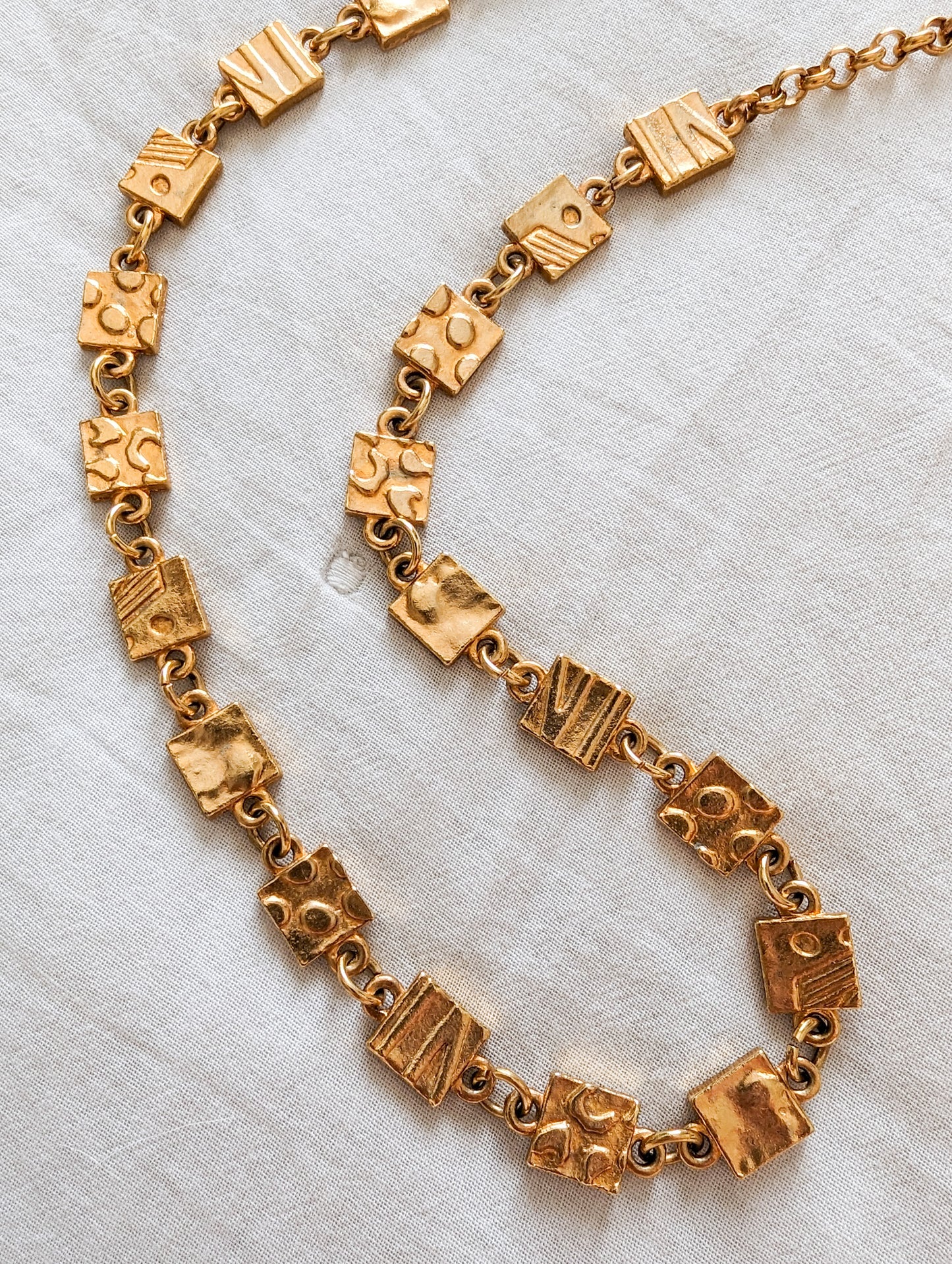 Collier Biche de Berre