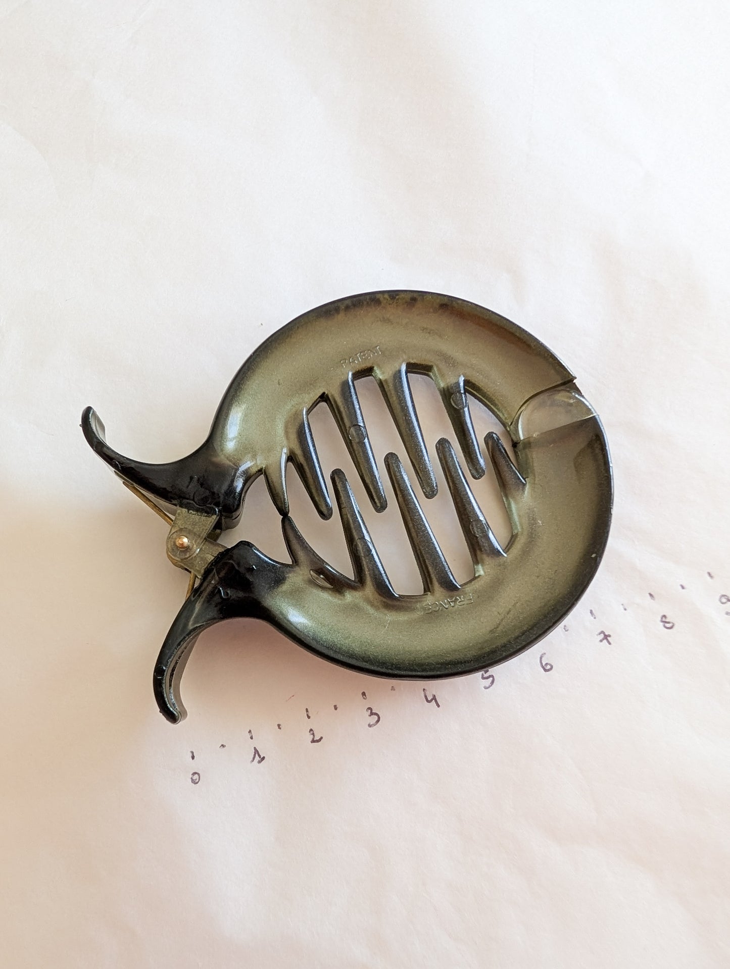 Pince à chignon 537