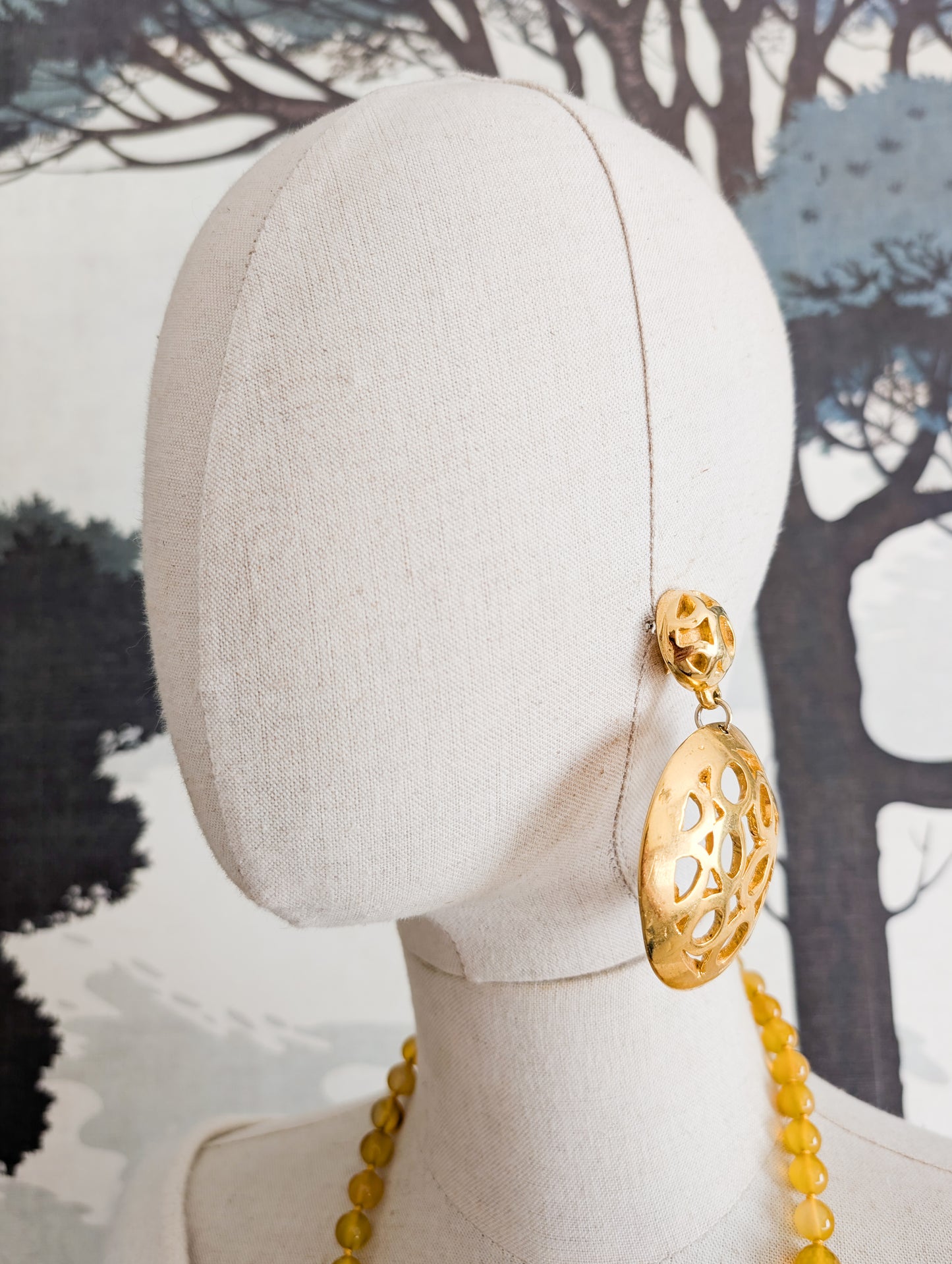 Très grande paire de boucles 80's