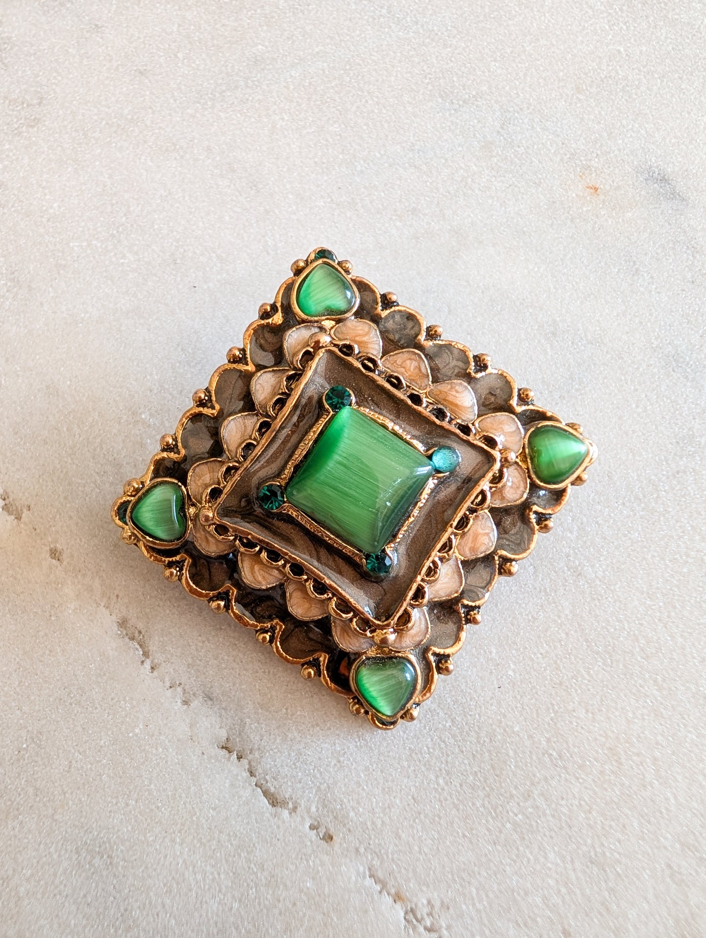 Broche cabochons  vert