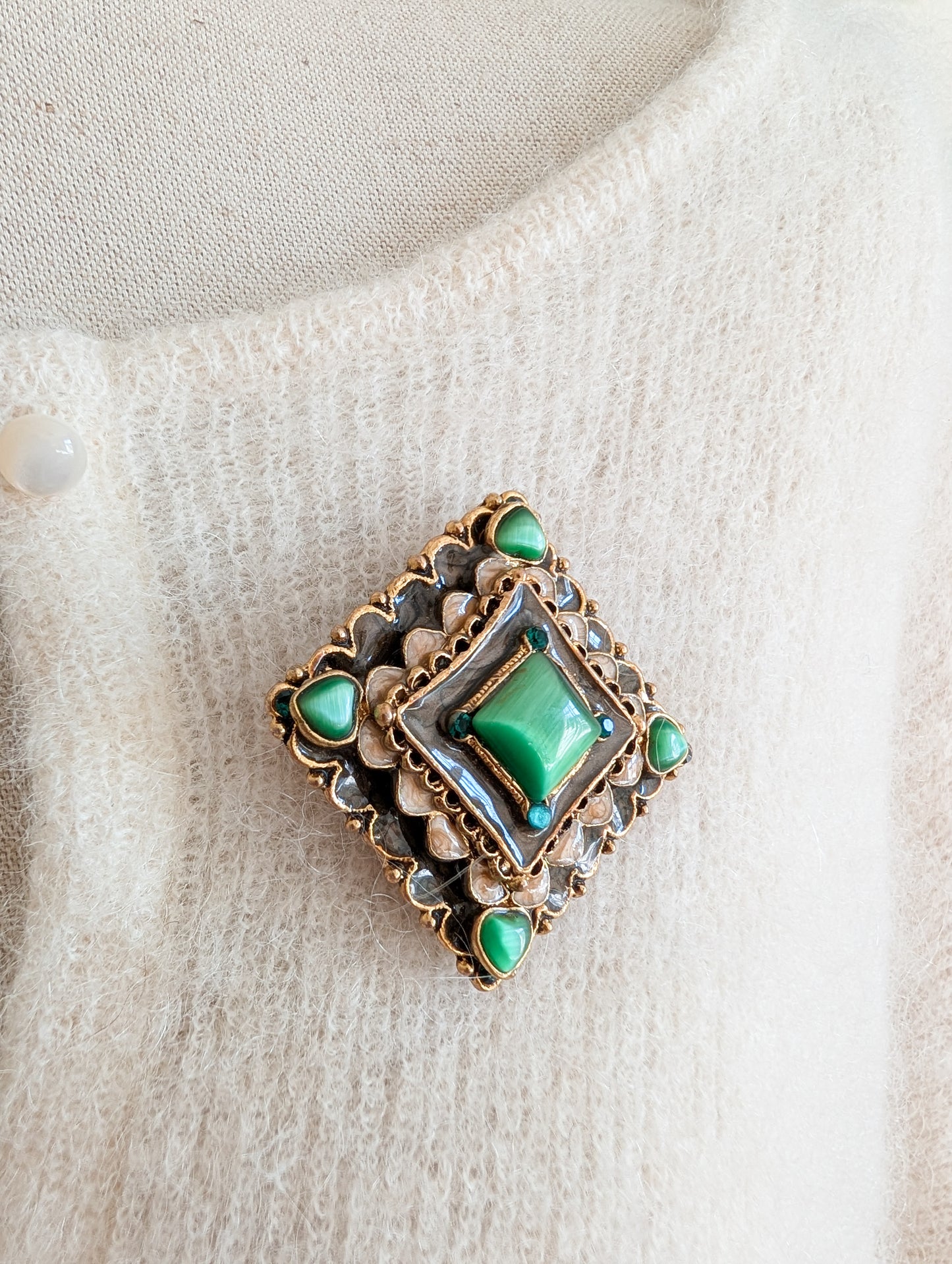 Broche cabochons  vert