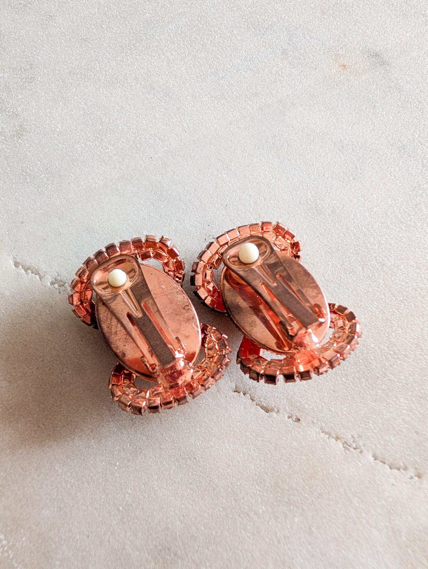 Boucles roses à clips