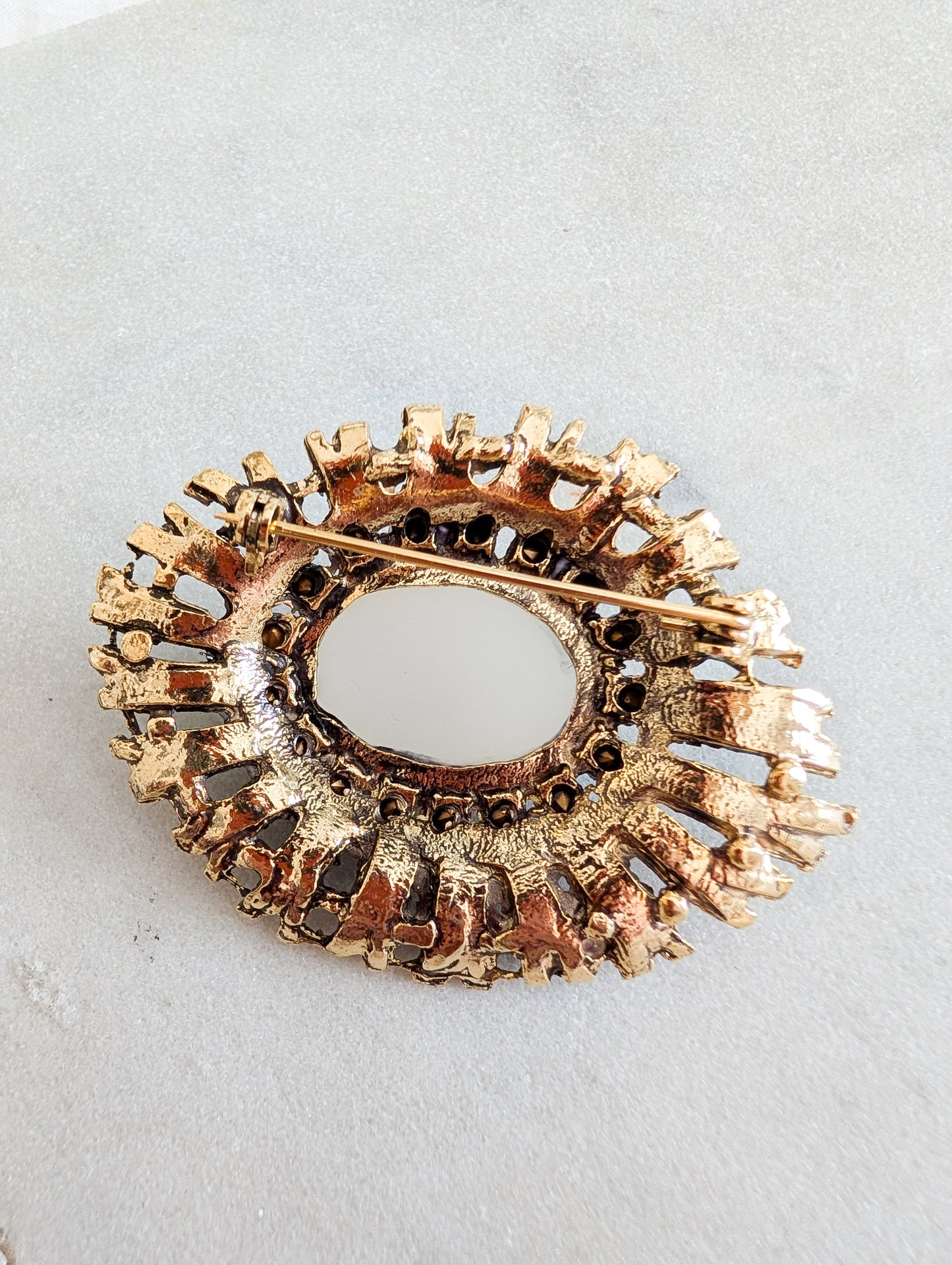 Broche baroque perle