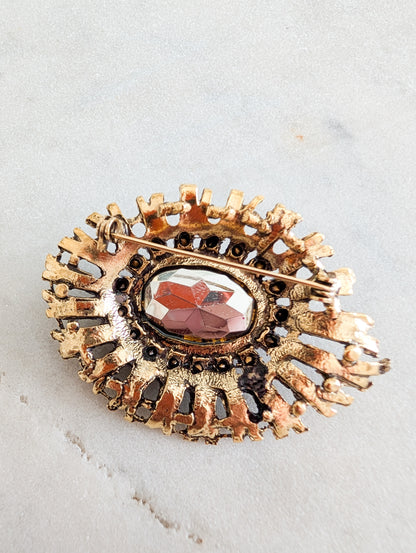 Broche baroque fushia