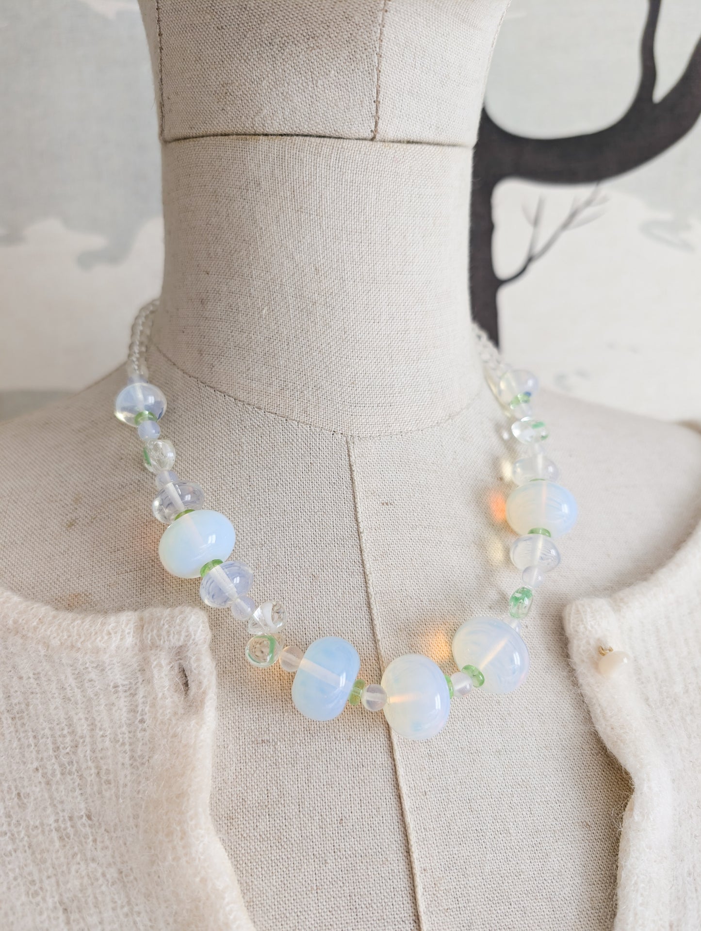 Collier opaline