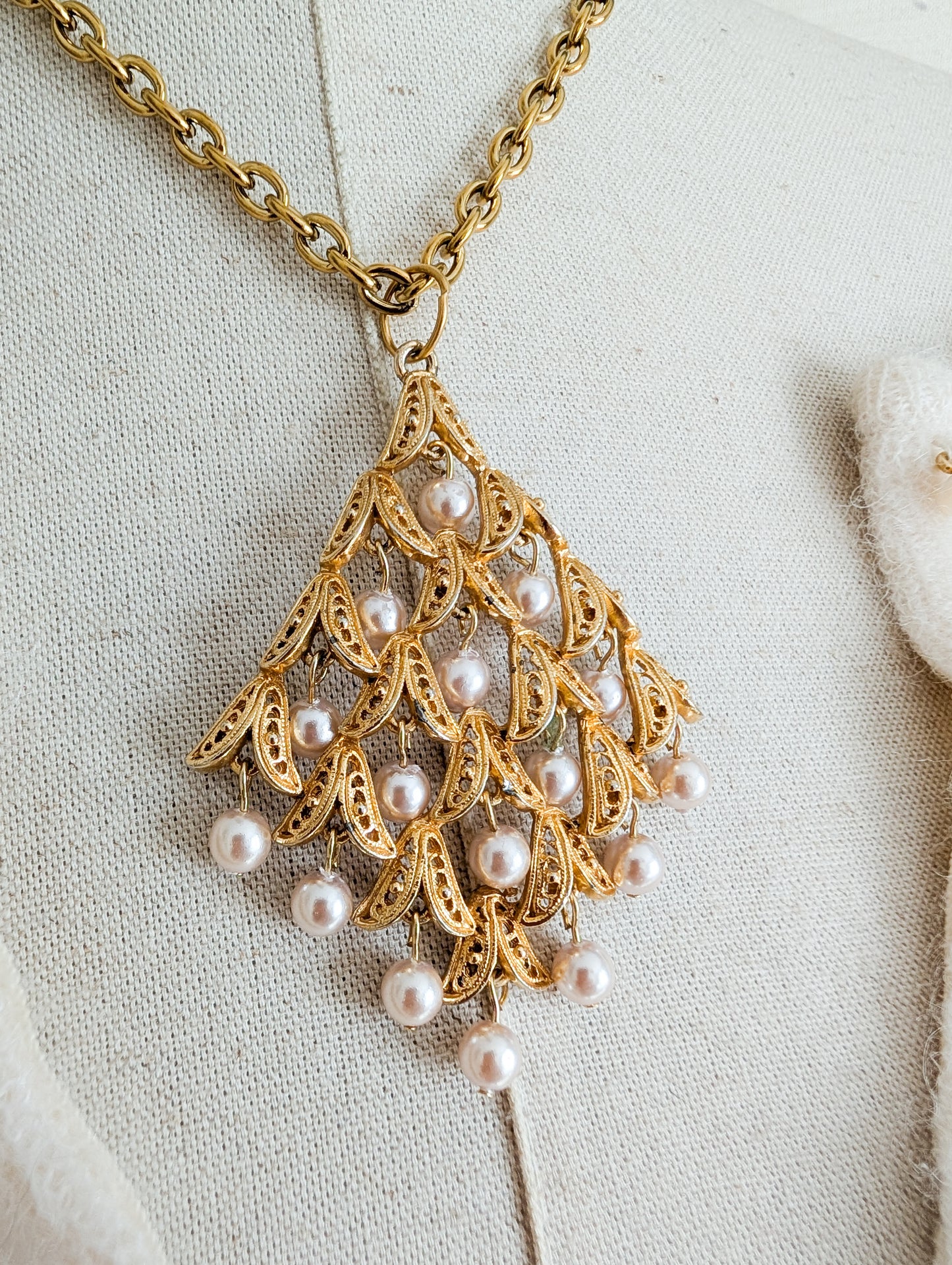 Grand pendentif perles 60's