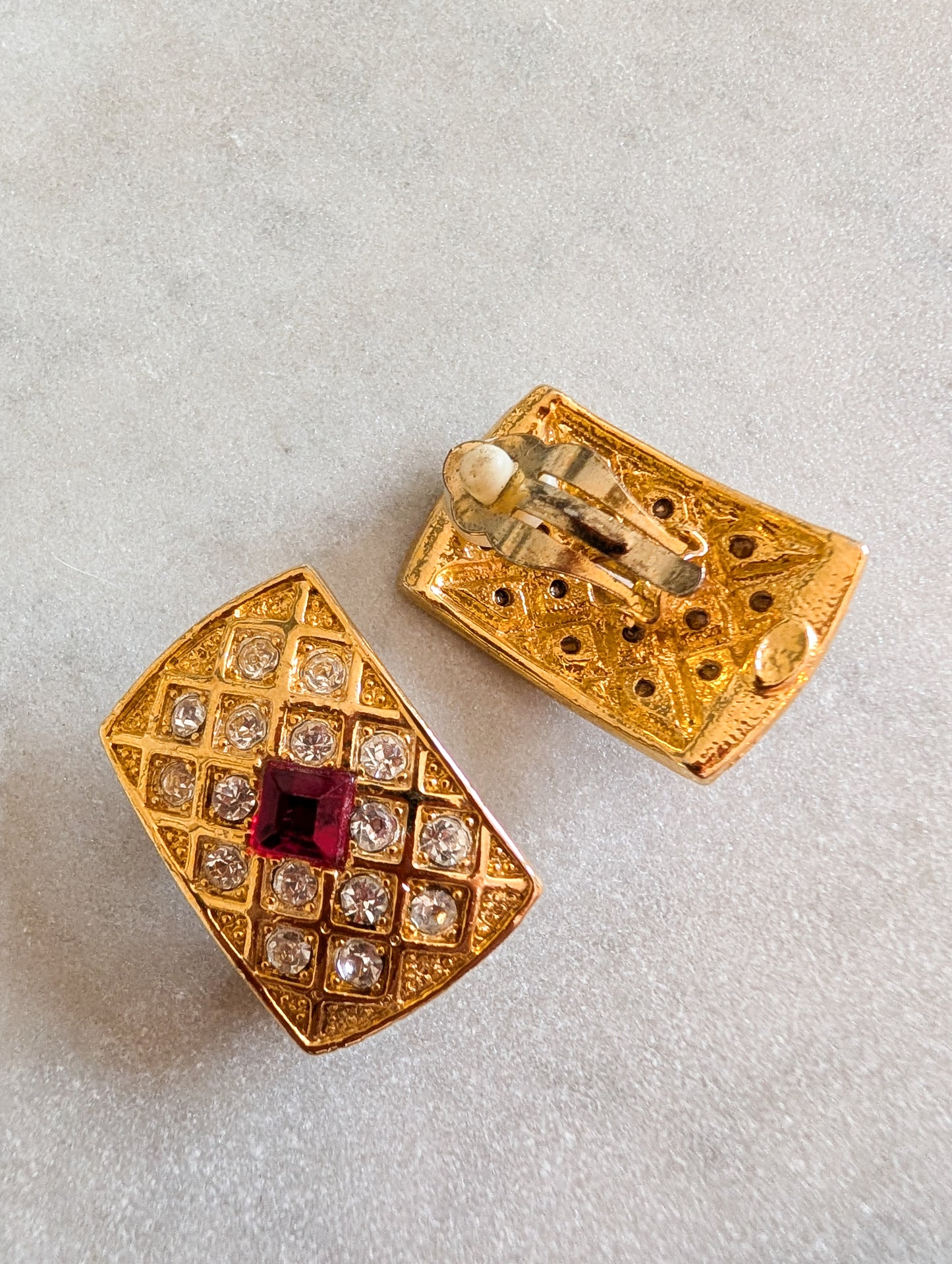 Boucles à clips rubis