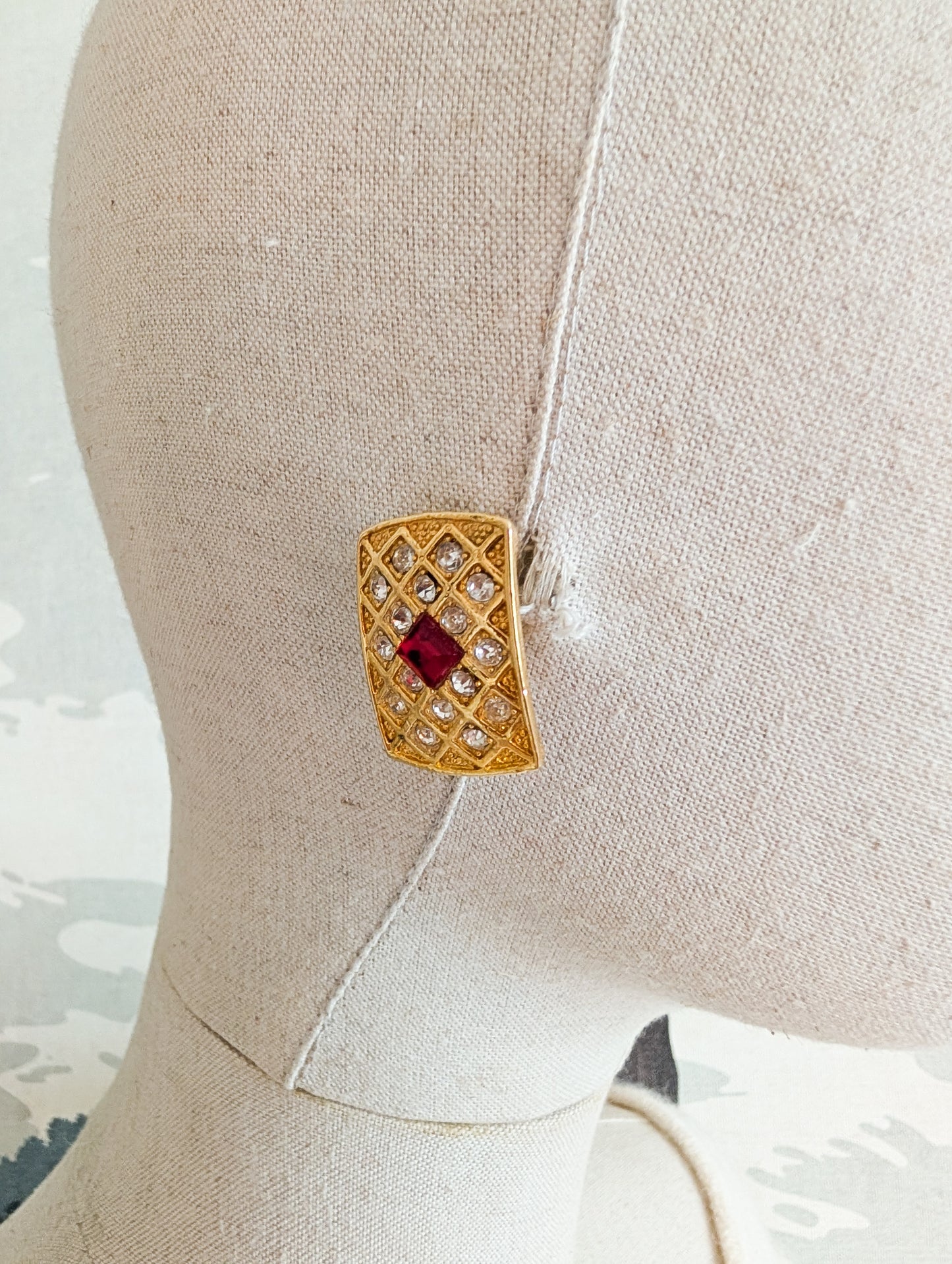 Boucles à clips rubis