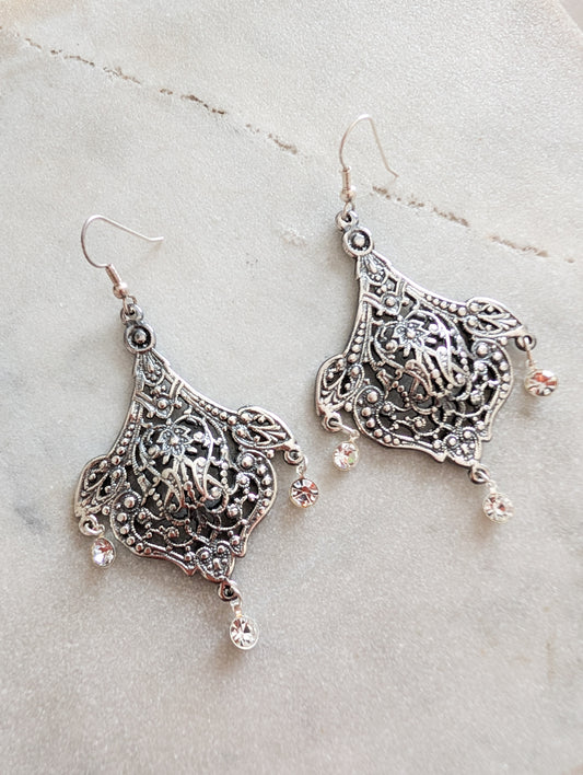 Grandes boucles Art Nouveau pierres blanches