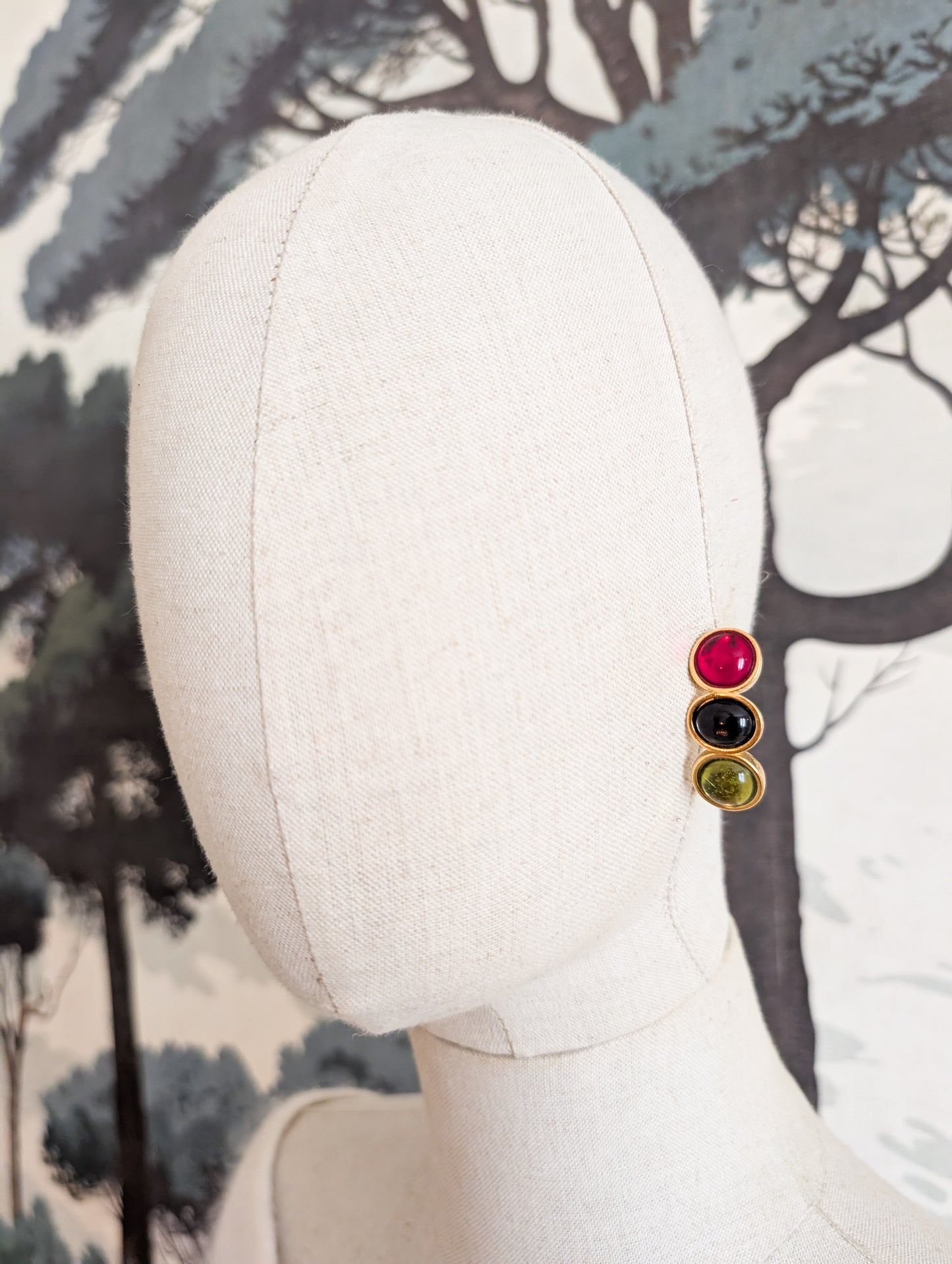 Boucles cabochons pour oreilles percées