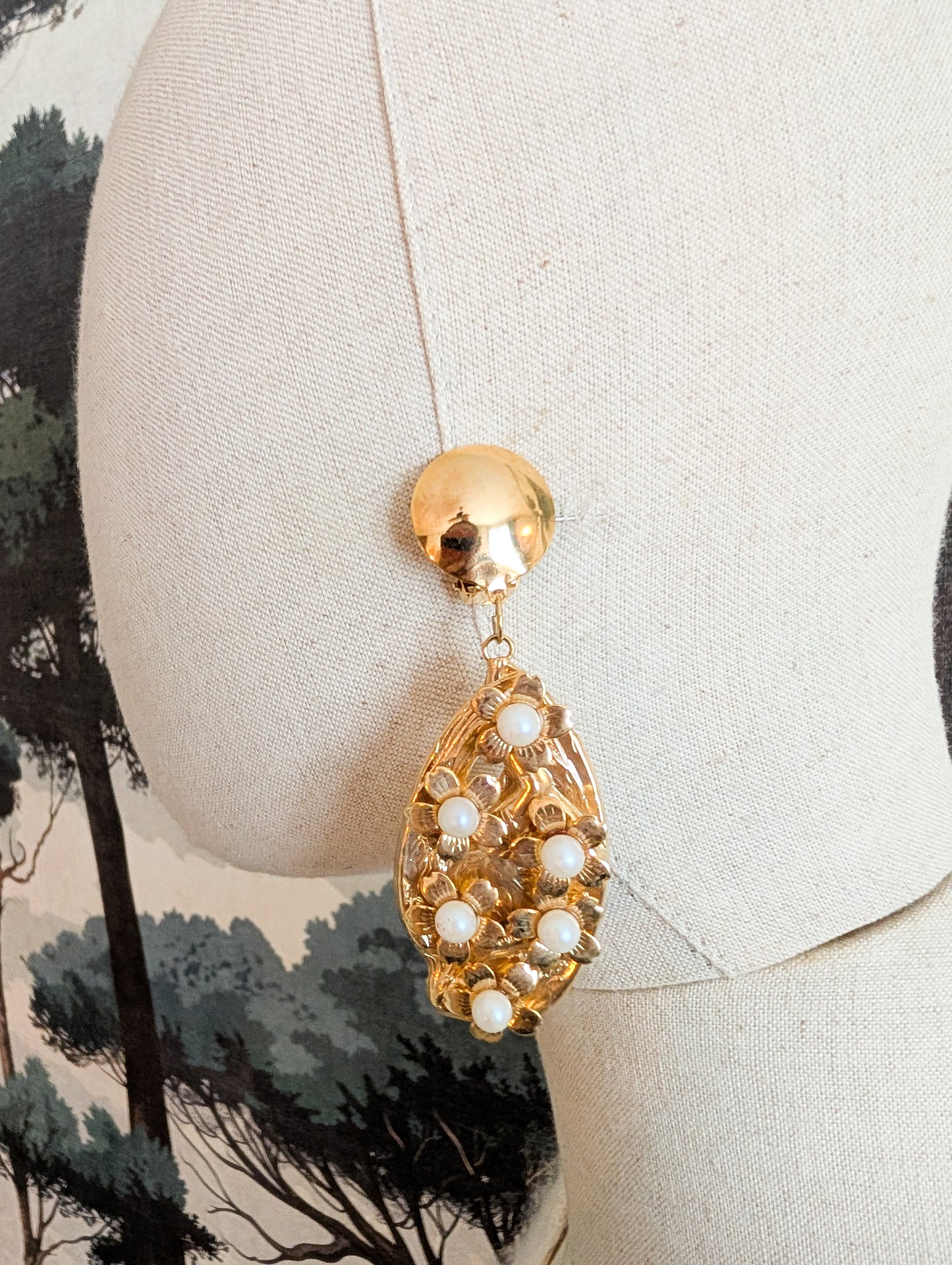 Longues boucles fleurs